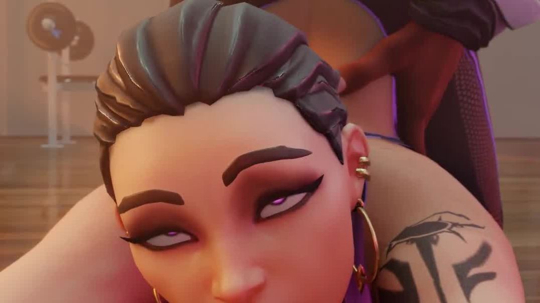 ⁣Reyna gets fucked live